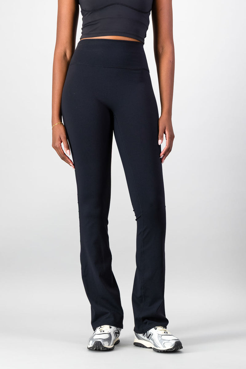 Fluid Flared Legging - Black
